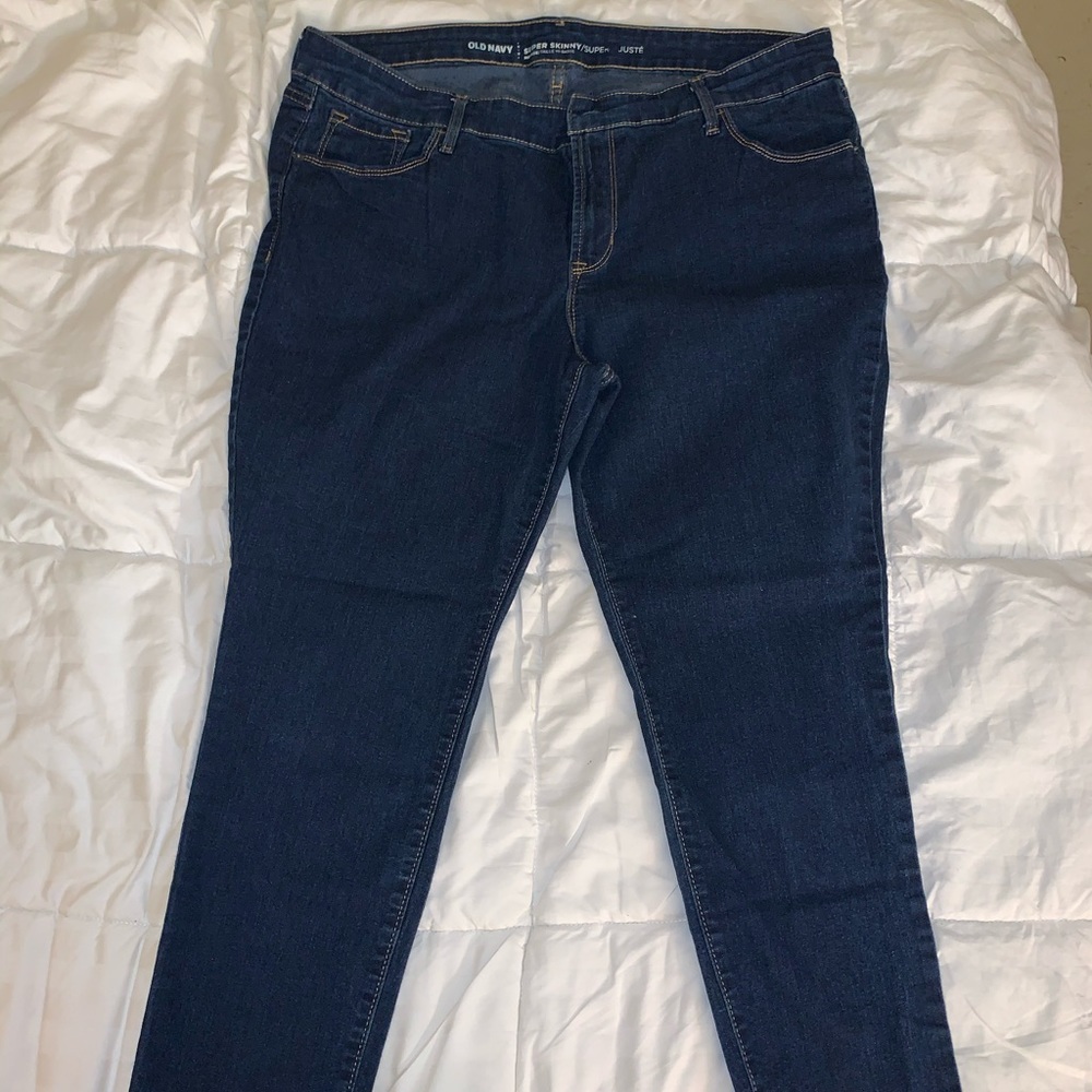 Old Navy Mid Rise Super Skinny Jeans